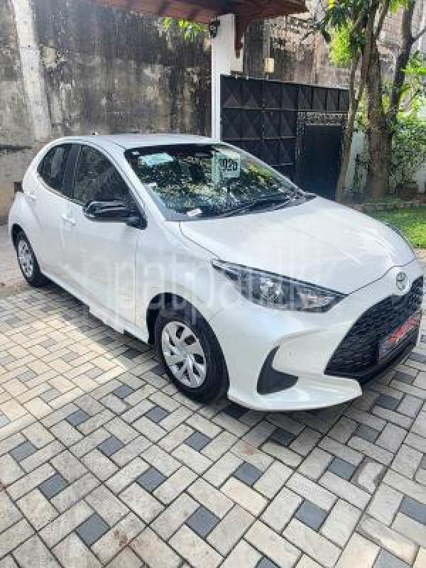 Toyota Yaris 2026 -  கார் sale in Sri Lanka - patpat.lk