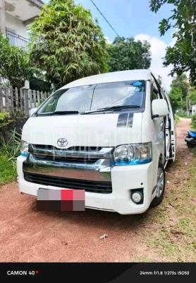 Toyota Hiace 2013 - பயன்படுத்தப்பட்டது வேன் sale in Sri Lanka - patpat.lk