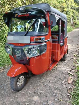Bajaj 4 stroke 2020 - Used Three wheeler sale in Sri Lanka - patpat.lk