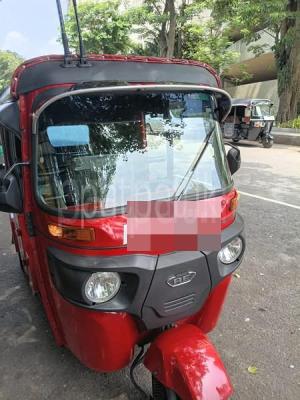 Bajaj 4 stroke 2026 -  ත්‍රිරෝද රථය sale in Sri Lanka - patpat.lk
