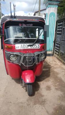 Bajaj Three Wheel 2015 - භාවිතා කරන ලද ත්‍රිරෝද රථය sale in Sri Lanka - patpat.lk