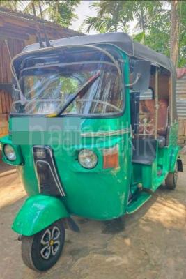 Bajaj Three Wheel 2009