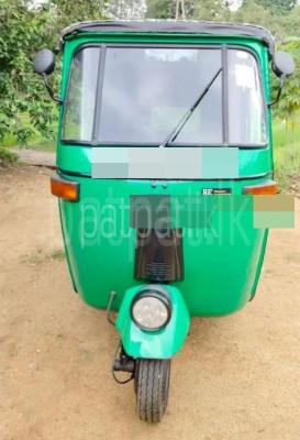Bajaj Three Wheel 2009