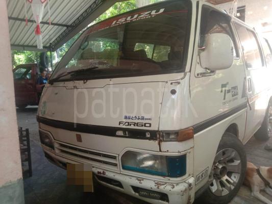 Isuzu Fargo 1988 -  වෑන් රථය sale in Sri Lanka - patpat.lk