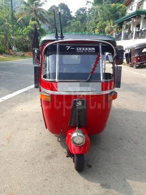 Bajaj Three Wheel 2005