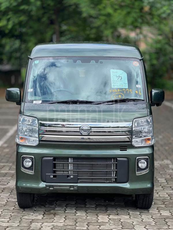 Nissan Clipper 2023 - Reconditioned Van sale in Sri Lanka - patpat.lk
