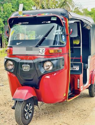 Bajaj 4 stroke 2015 - Used Three wheeler sale in Sri Lanka - patpat.lk