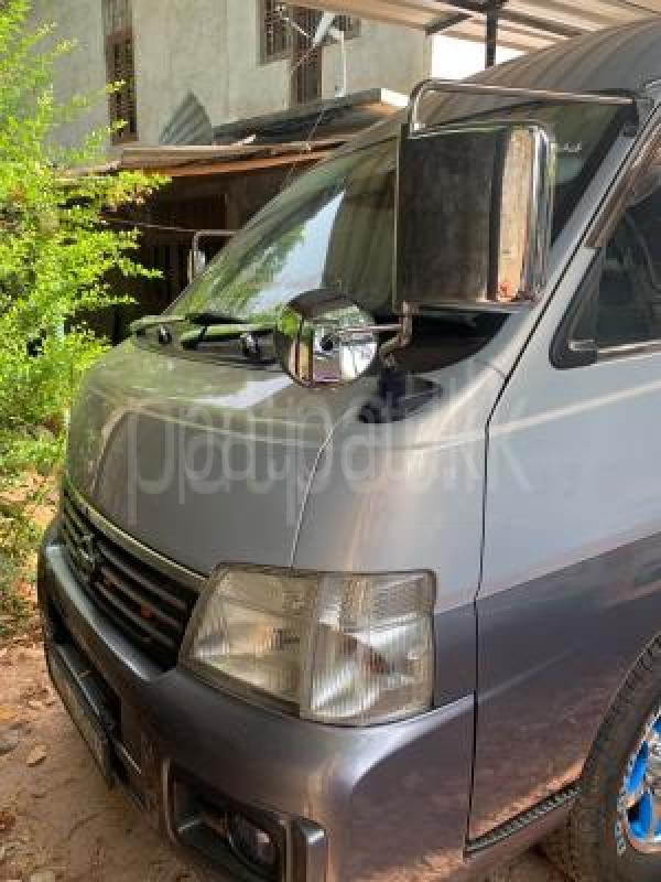 Nissan Caravan 2004 -  Van sale in Sri Lanka - patpat.lk