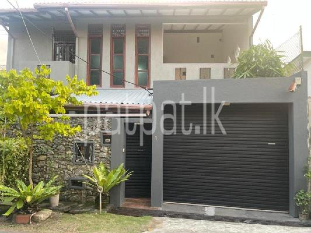House for Sale in Boralesgamuwa