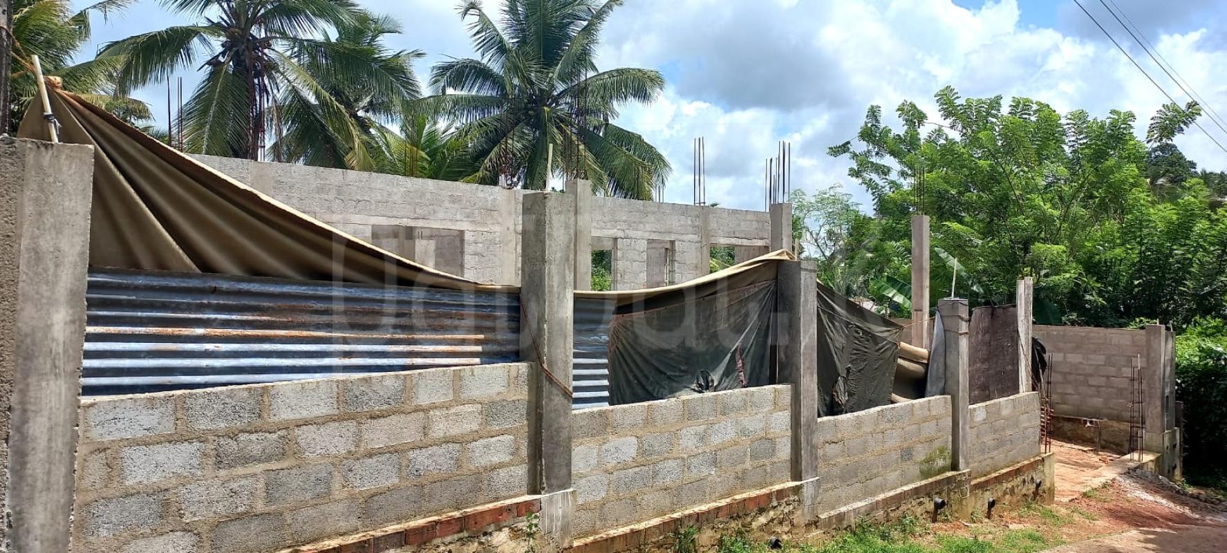 House for Sale in Weeraketiya