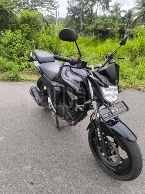 Yamaha FZ 2025 - பயன்படுத்தப்பட்டது பைக் sale in Sri Lanka - patpat.lk