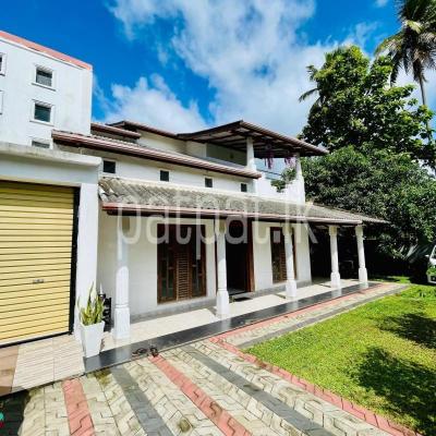 House for Sale in Polgahawela