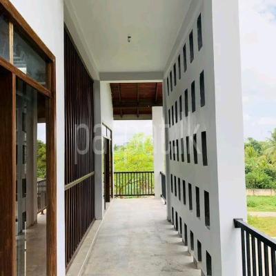 premium-listing-image