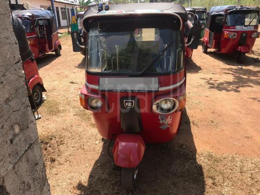 Bajaj Three Wheel 2012