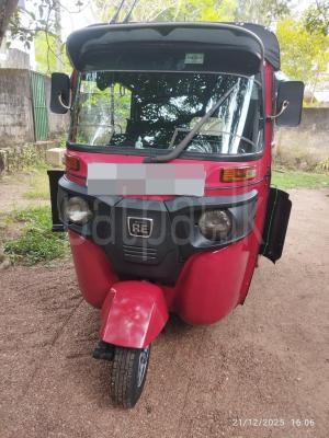 Bajaj Three Wheel 2018 - භාවිතා කරන ලද ත්‍රිරෝද රථය sale in Sri Lanka - patpat.lk