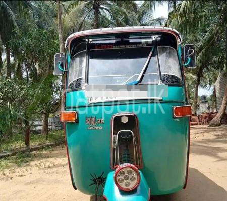 Bajaj Three Wheel 2004