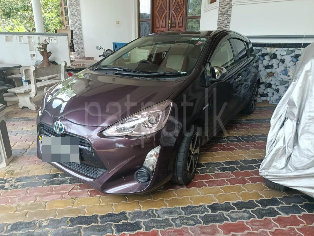 Toyota Aqua 2015 - Used Car sale in Sri Lanka - patpat.lk