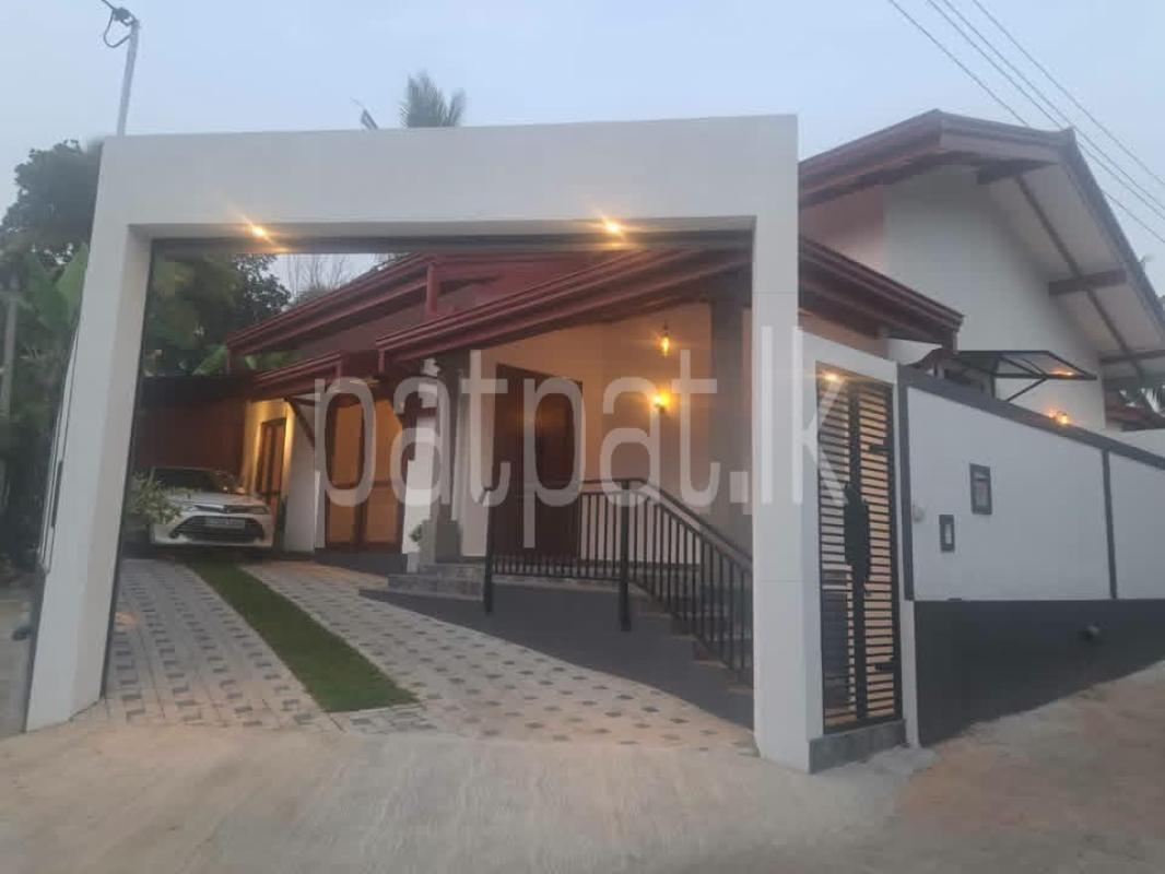House for Sale in Kaduwela