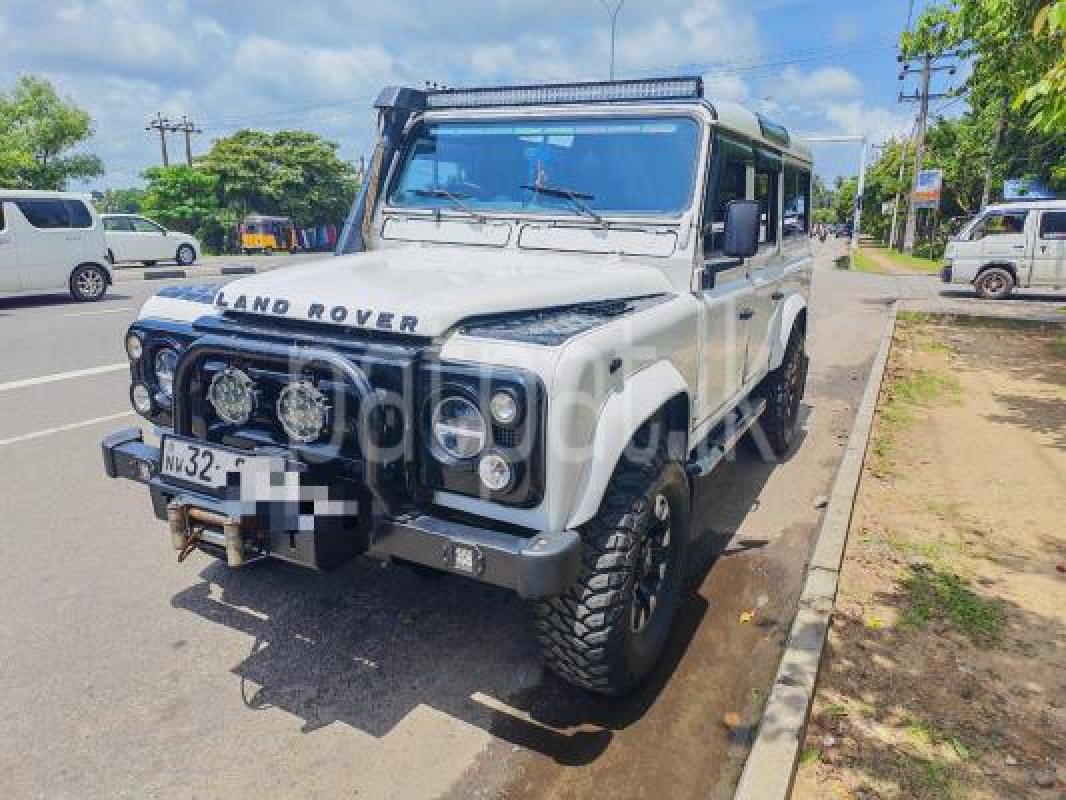 Land Rover Defender 1966 - Used SUV sale in Sri Lanka - patpat.lk