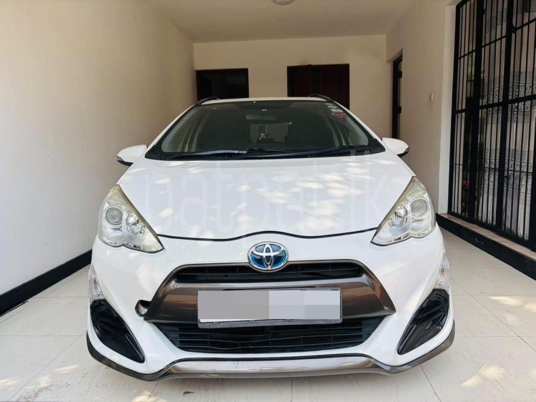 Toyota Aqua 2015 - Used Car sale in Sri Lanka - patpat.lk