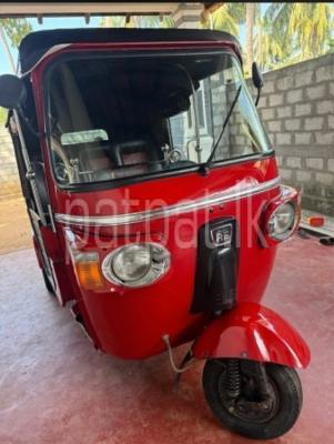 Bajaj Three Wheel 2014