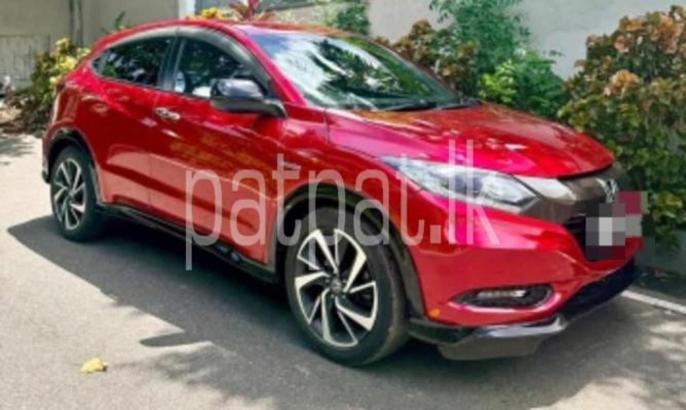 Honda Vezel 2017 -  SUV sale in Sri Lanka - patpat.lk