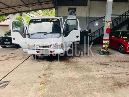 Isuzu ELF 2010 - பயன்படுத்தப்பட்டது டிரக் sale in Sri Lanka - patpat.lk
