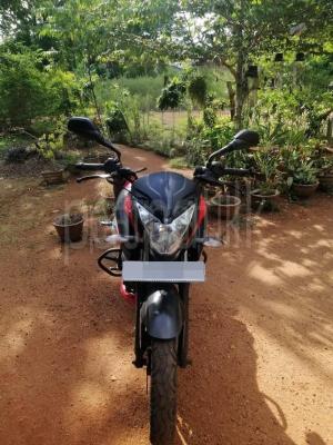 Bajaj Pulsar 2018 - பயன்படுத்தப்பட்டது பைக் sale in Sri Lanka - patpat.lk