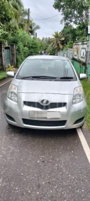 Toyota Vitz 2010