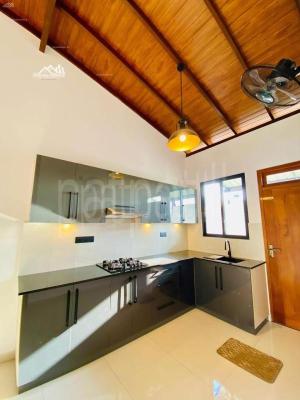 House for Sale in Athurugiriya