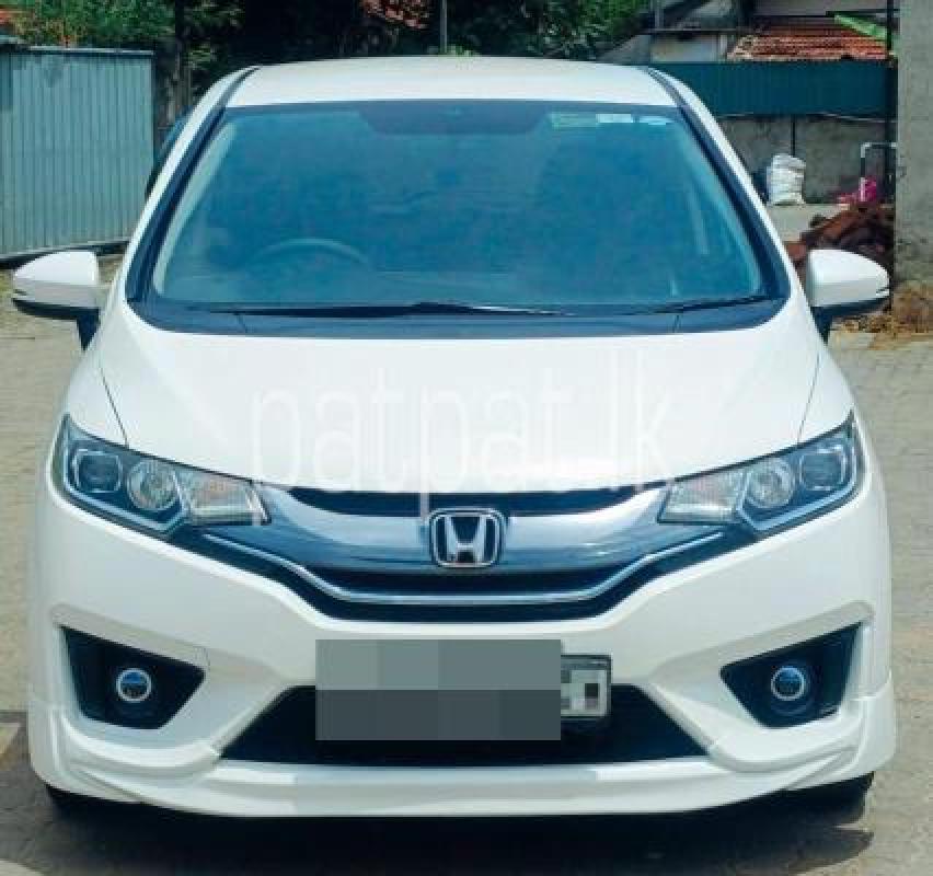 Honda FIT S HYBRID 2013 -  கார் sale in Sri Lanka - patpat.lk