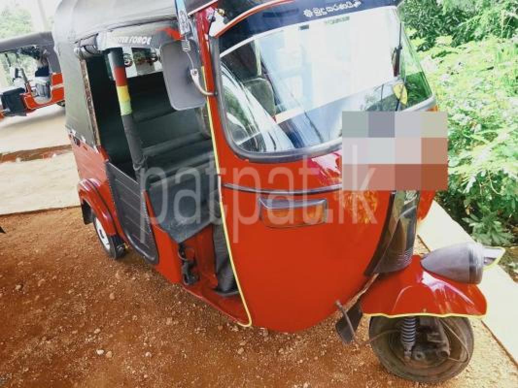 Bajaj 2 stroke 2007 - பயன்படுத்தப்பட்டது முச்சக்கர வண்டி sale in Sri Lanka - patpat.lk