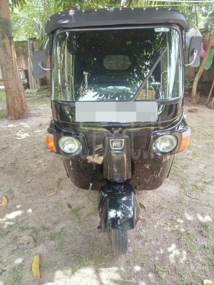 Bajaj 4 stroke 2011 - භාවිතා කරන ලද ත්‍රිරෝද රථය sale in Sri Lanka - patpat.lk