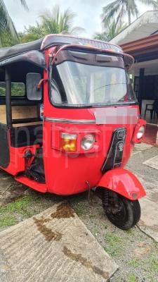 Bajaj 4 stroke 2011 - பயன்படுத்தப்பட்டது முச்சக்கர வண்டி sale in Sri Lanka - patpat.lk