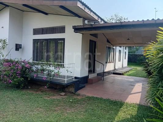 House for Rent in Talawatugoda