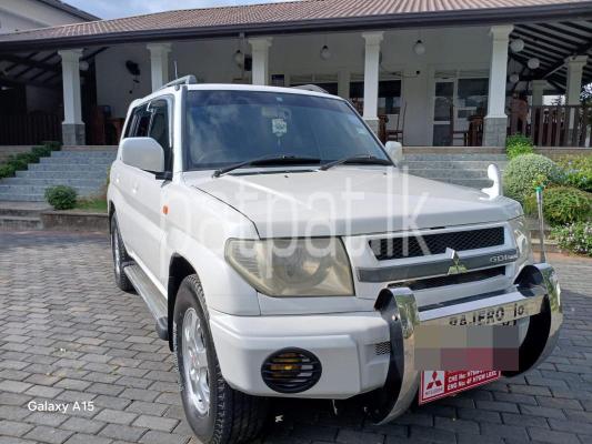 Mitsubishi Pajero 2000 - Used SUV sale in Sri Lanka - patpat.lk