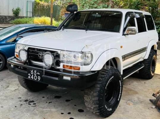 Toyota Land Cruiser 1997 - භාවිතා කරන ලද SUV රථය sale in Sri Lanka - patpat.lk