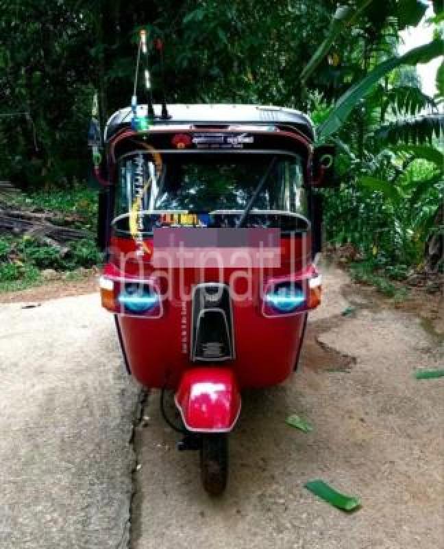 Bajaj 4 stroke 2012 -  ත්‍රිරෝද රථය sale in Sri Lanka - patpat.lk