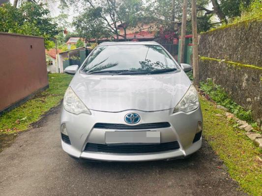 Toyota Aqua 2012 - භාවිතා කරන ලද කාර් sale in Sri Lanka - patpat.lk