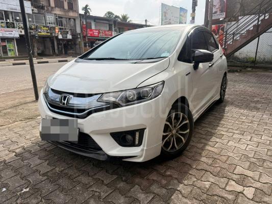Honda Fit 2015 -  කාර් sale in Sri Lanka - patpat.lk