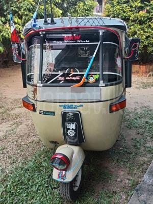 Bajaj Three Wheel 2004
