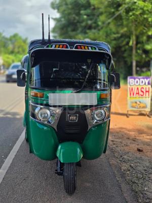 Bajaj 4 stroke 2017 - Used Three wheeler sale in Sri Lanka - patpat.lk