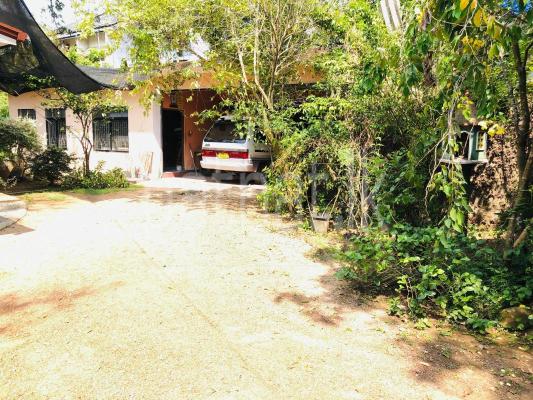 Warehouse / Storage for Sale in Piliyandala