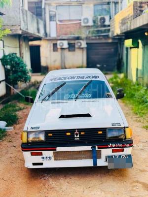 Mitsubishi Lancer 1981 - பயன்படுத்தப்பட்டது கார் sale in Sri Lanka - patpat.lk