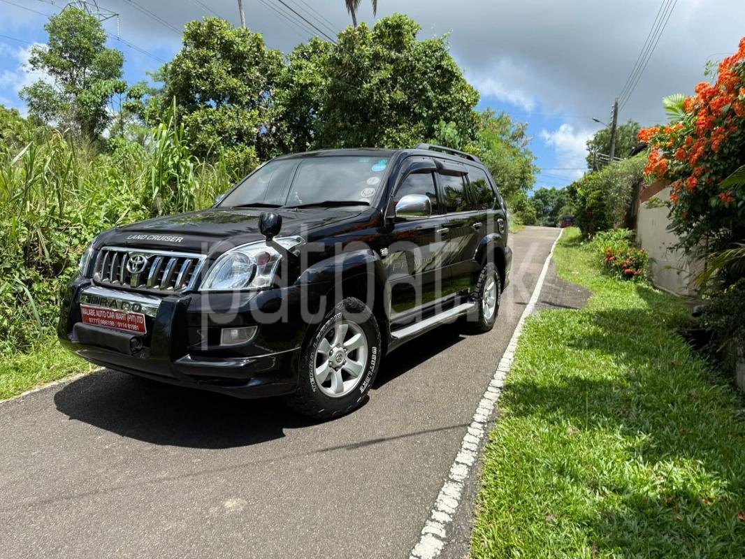 Toyota Land Cruiser 2005 -  SUV රථය sale in Sri Lanka - patpat.lk