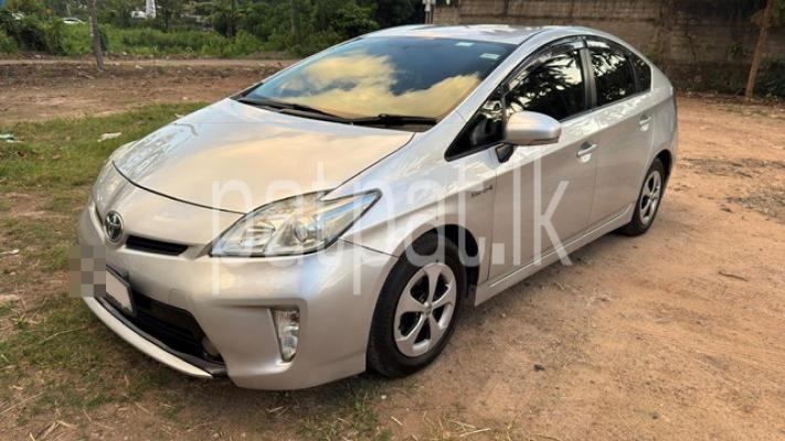 Toyota Prius 2012 -  Car sale in Sri Lanka - patpat.lk