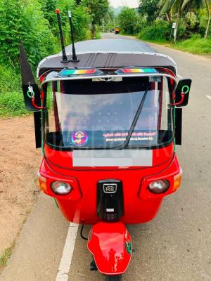Bajaj Three Wheel 2011 - භාවිතා කරන ලද ත්‍රිරෝද රථය sale in Sri Lanka - patpat.lk