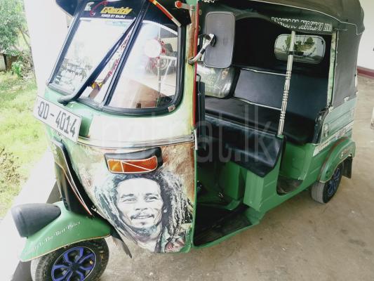 Bajaj Three Wheel 2005 -  Three wheeler sale in Sri Lanka - patpat.lk