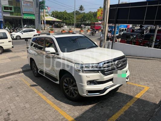 Toyota Land Cruiser Prado 2015 - Used SUV sale in Sri Lanka - patpat.lk