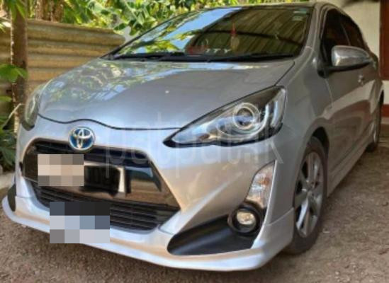 Toyota Aqua 2015 - භාවිතා කරන ලද කාර් sale in Sri Lanka - patpat.lk